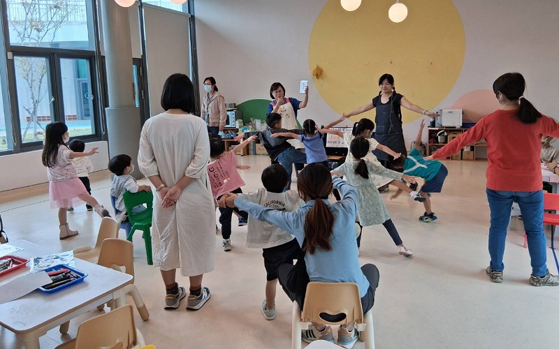 頭份客話講故事活動開跑          親子共學輕鬆傳承母語