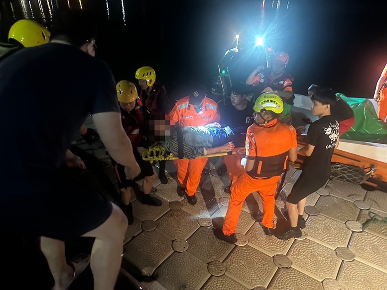 台南岸巡成功援救落水民眾