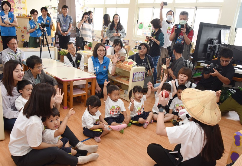 苗栗客語沉浸式教學全國居冠　    古秀妃、賴香伶憂心語言流失　   盼中央地方合力永續傳承