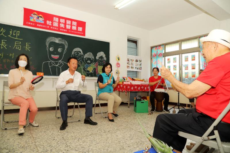 嘉義縣推動失智照護 中埔義仁憶享學堂長輩樂活