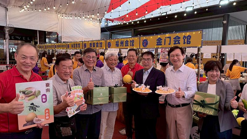 黃偉哲快閃星國推廣台南水果