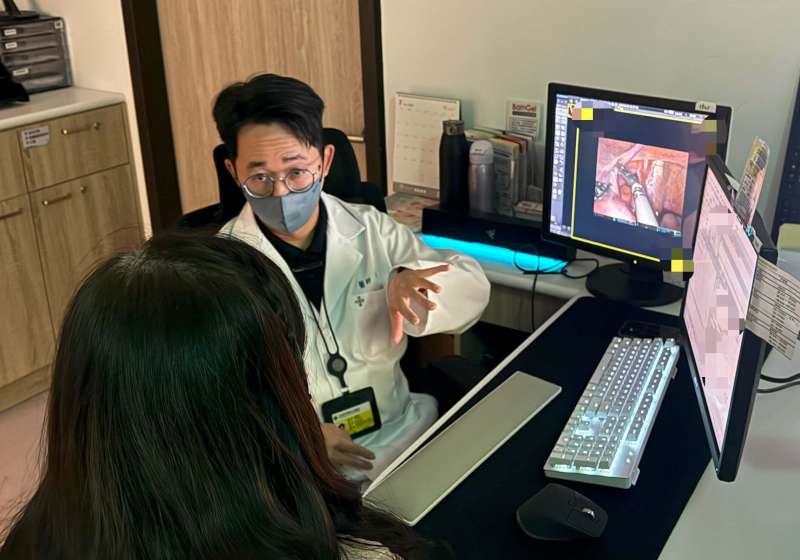 高市女罹巨大子宮肌瘤壓迫骨盆經血量增 高雄秀傳紀念醫院達文西機器手臂切除康復