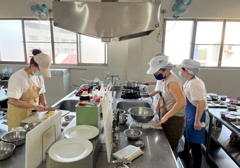 高市勞工局開辦3類職訓課程 培養滿15歲待業者第二專長