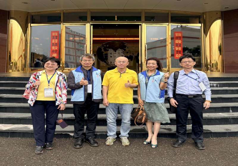 高大高階經管碩專班邀校友前進台中、台北 訪4大廠觀摩傳統製造、科技業經營心法