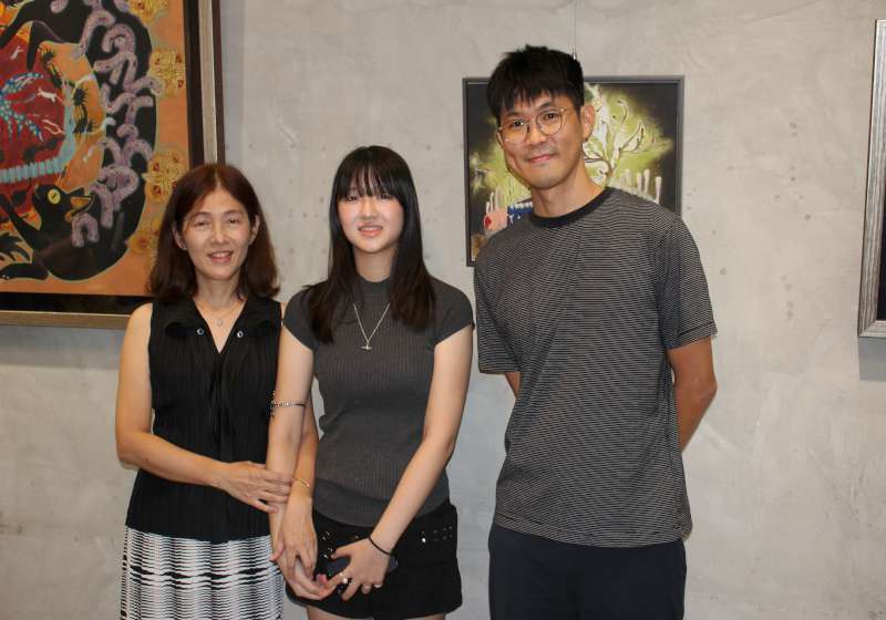 高市新思惟人文空間《入夢》韓宜汝創作個展 帕莎蒂娜烘焙文化店邀賞8幅膠彩畫