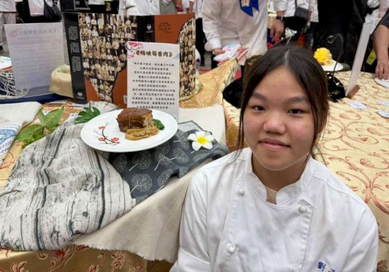 高雄易牙美食節畫盤美學競賽 高市三民家商餐飲科囊括2金4銀