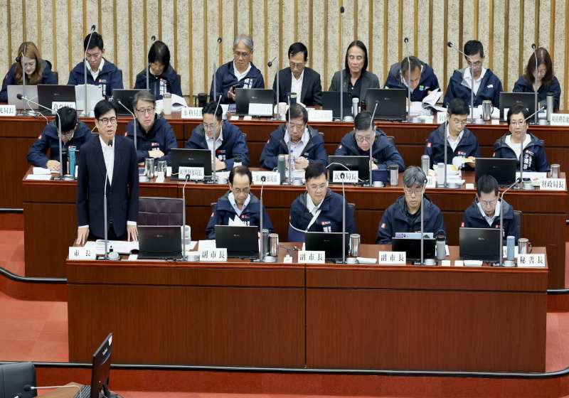 高市敬老卡年1200點調整月600點 陳其邁：續擴大適用範圍
