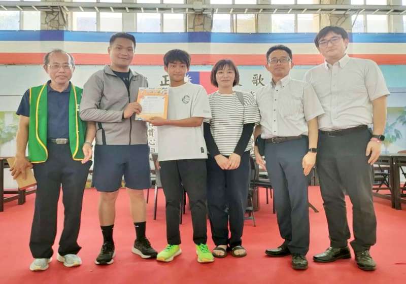 高市教育局攜手名家基金會第12屆允文允武閱讀運動達人賽 日選手5千公尺破紀錄摘金