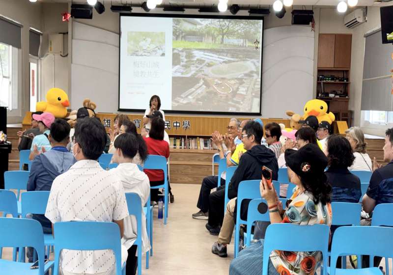 高市企業永續經營協會捐資六龜區寶來國中合唱團 助前進瑞典征戰2026年世界大賽