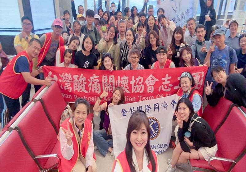 台灣酸痛關懷協會等3單位第四屆愛無限柬埔寨國際義診 8組備妥醫材物資送暖偏鄉