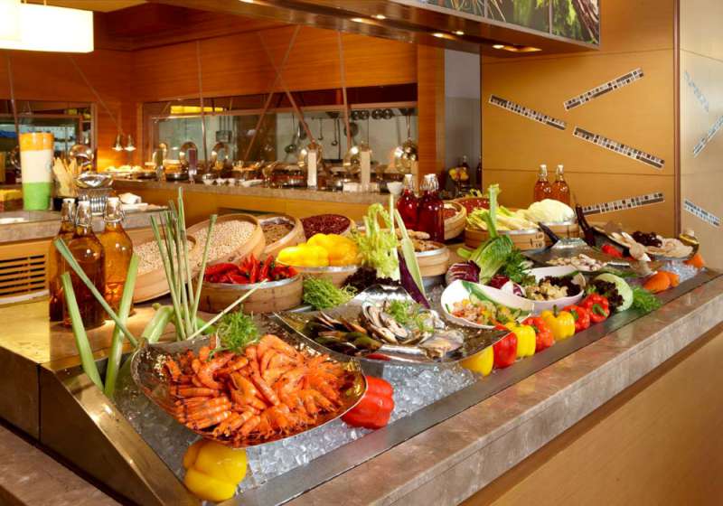 高大校園開放日系列活動登場 高中生、家長參與互動體驗了解各系課程特色