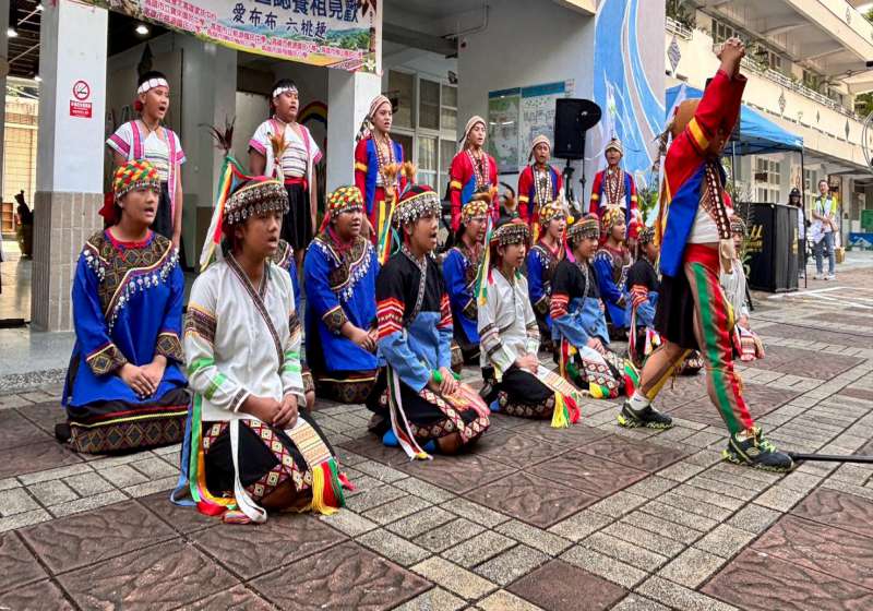 北家扶中心第十屆學校暨社區認養相見歡前進六龜區寶來國中 2國中4國小獻藝說謝