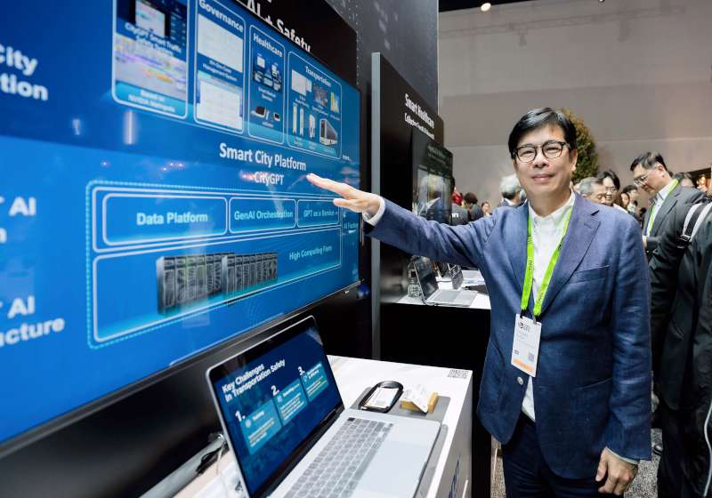 陳其邁兩度受邀NVIDIA2026GTC大會 參觀展區與國際企業高層交流新技術