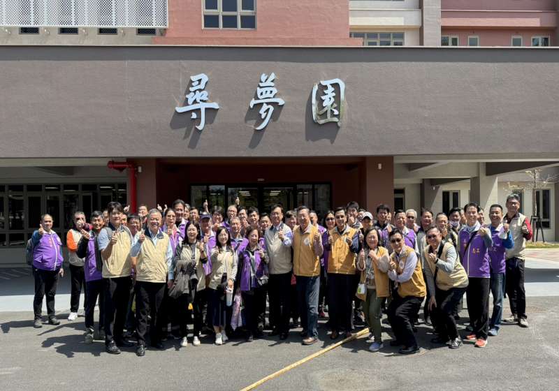 高雄榮服處辦服務會報暨志工訓練 聚焦強化數位平台與失智照護知能