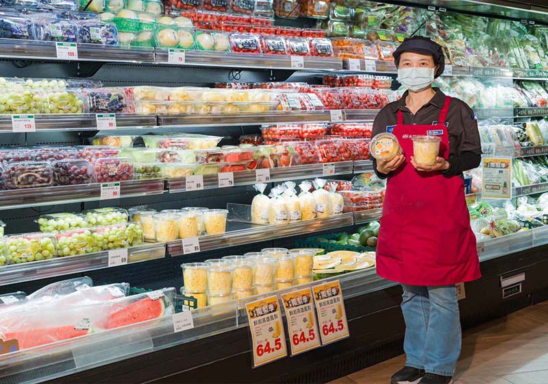 高市農業局連4年推鮮削鳳梨上架知名連鎖超市 4月10日至16日限時優惠