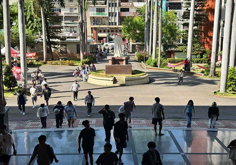 115學年度大學分科測驗首日高雄二考區336人缺考 整體考場秩序良好