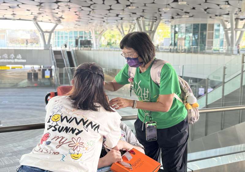 4月2日台灣社工日  創世基金會高雄分會致敬專業守護植物人病友生命