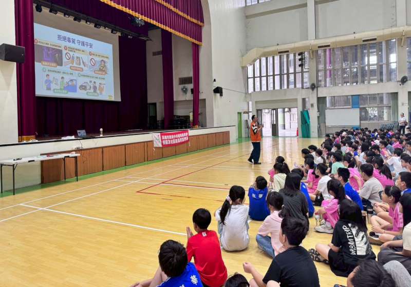 高市警局少年隊攜手少輔會暑假前 巡迴6校宣導新興毒品危害、毒駕零容忍