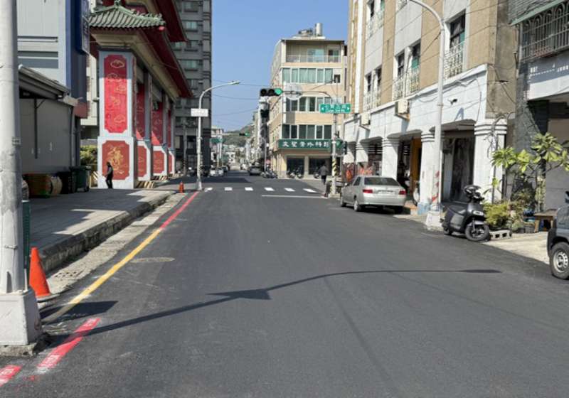 鹽埕區必信街箱涵完成翻新   道路通行安全與排水同步提升