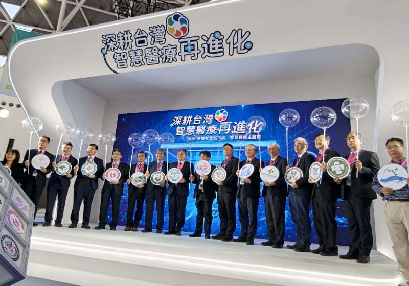 高雄秀傳紀念醫院前進2026高雄智慧城市展 秀全台唯一、亞洲唯九精準陀螺刀