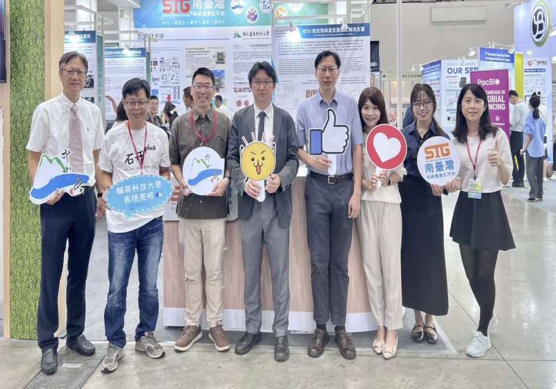輔英科大師生攜手產業前進2026亞洲生技大展 參展「健康一體‧精準未來」主題館