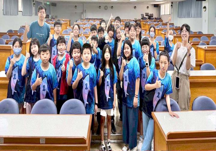 高市小港區鳳陽國小等7校締結全球學習夥伴聯盟 日三重大學、多所國中小線上交流