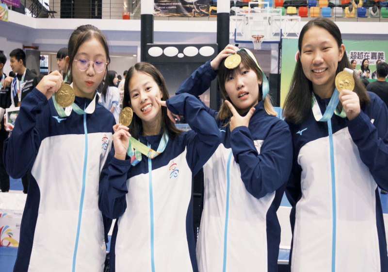 115年全中運 高市左營高中擊劍女子軍刀奪金銳劍團體鍍銅