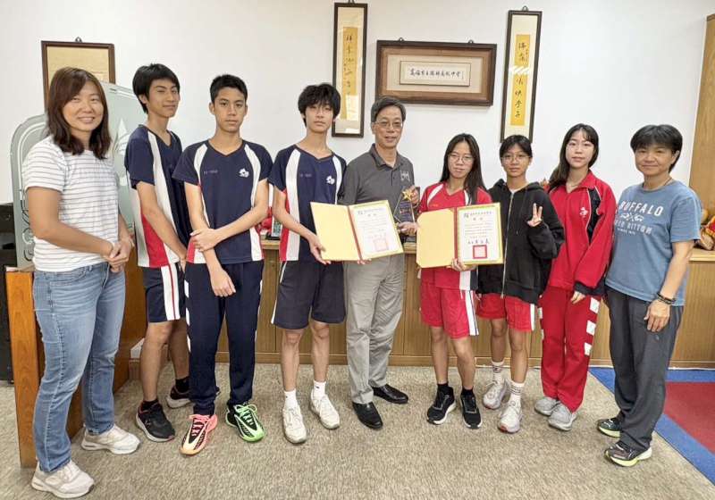 第12屆允文允武閱讀暨運動達人賽 高市瑞祥高中國際組掄元國一生林意芹越級封后