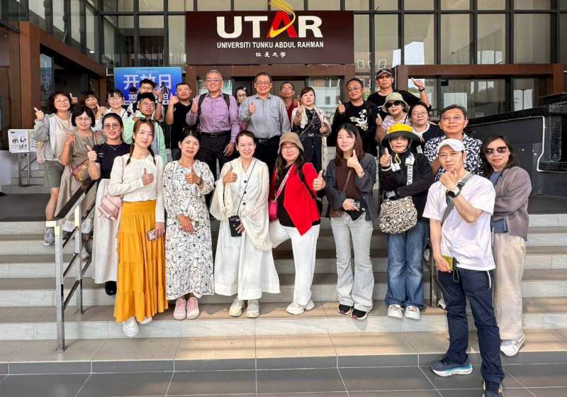 高師大東南亞學碩專班27師生訪馬來西亞 考察客家聚落宗教信仰獨中教育