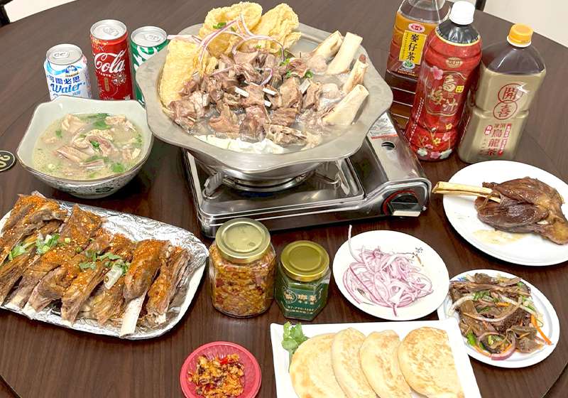 不敢吃羊肉也會愛上！ 瑯萊了牛羊風味館  讓你一口清燉入魂 味蕾直奔蒙古大草原