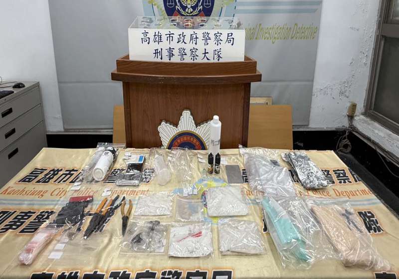 高市刑大安居專案溯源販毒上游逮1男 扣相關證物送辦