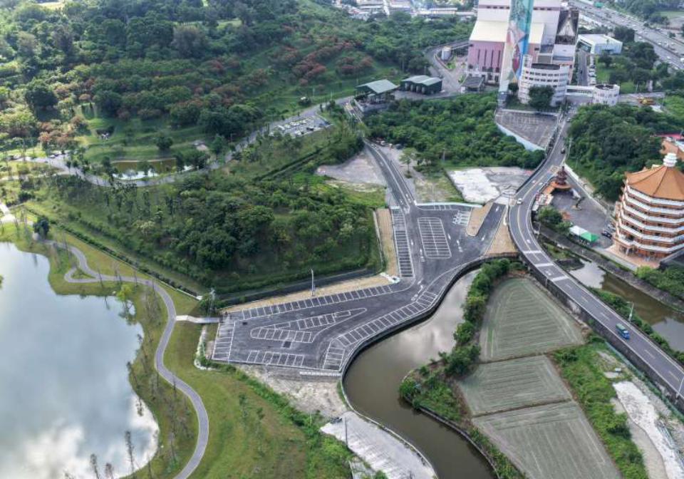 國慶連假暢遊高雄果嶺自然公園 高市交通局鼓勵善用新啟用雙湖公園停車場