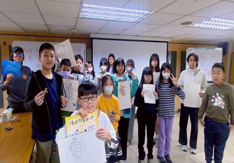 左營圖書館推新春寫作課程  邀「海龜老師」帶領孩子認識海龜的一生