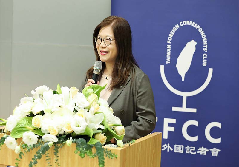 海委會與外媒交流 主委管碧玲重申台海和平穩定重要