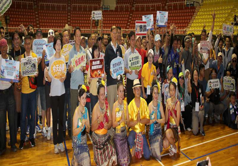 高市勞工局攜手運發局泰國體育文化嘉年華 吸引移工組隊競技足藤球