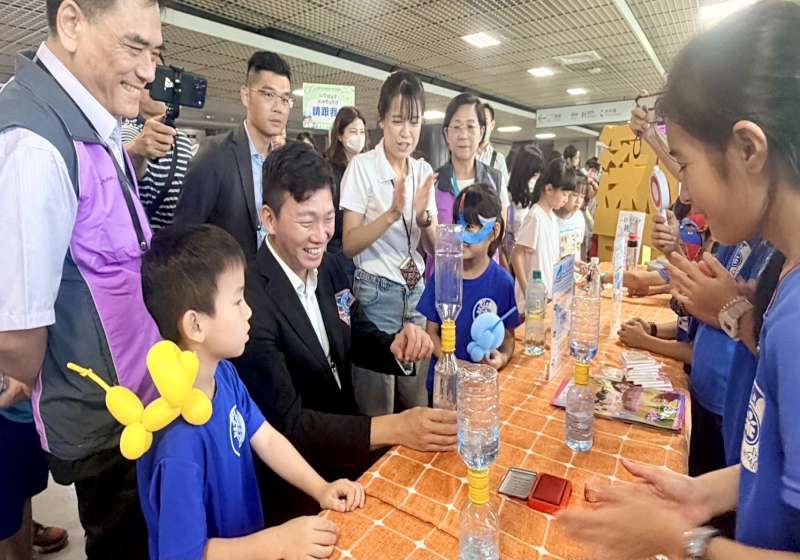高市教育局115年國中小科遊會科工館登場 燕巢區深水國小首挑戰國際雙語科學組