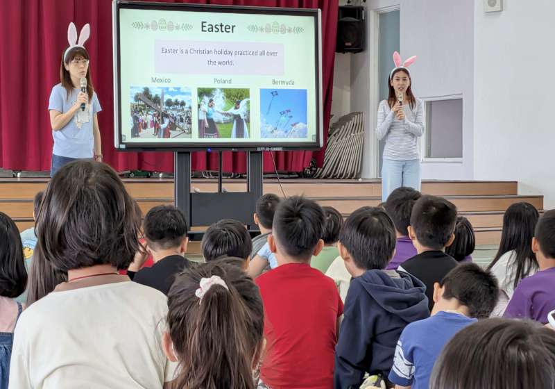 高市杉林區上平國小邀親師生社區長者健康路跑 分組挑戰趣味關卡贈兒童節驚喜包