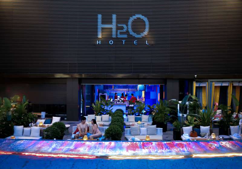 H2O Hotel「打狗熱 Takao Fever」登場　以港都熱情打造夏夜新地標