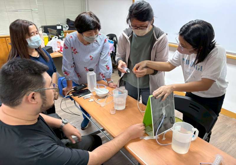 高市勞工局開設照服員職訓班招收1050人 結訓全額補助獎勵穩定就業 