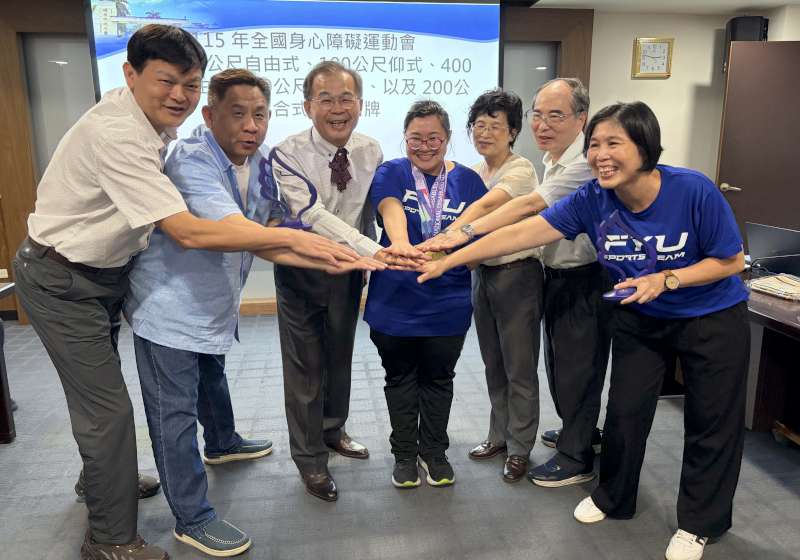 輔英科大四技休憩系二年級生姜曼羚 115全障運泳出5金刷新3項全國紀錄