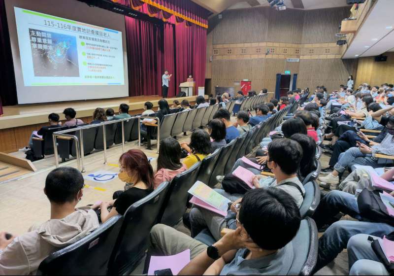 高市社會局115年至116年攜手38區公所 訪查15萬名獨老需求分級提供服務