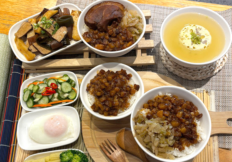 國民小吃 精品享受 Vaso弘肉燥飯舖 傳承台灣好味道