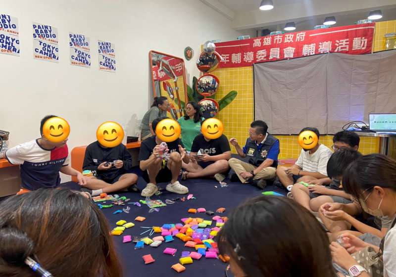  高市警局少年隊攜手少輔會 前進畫室推2團體活動融入反毒宣教