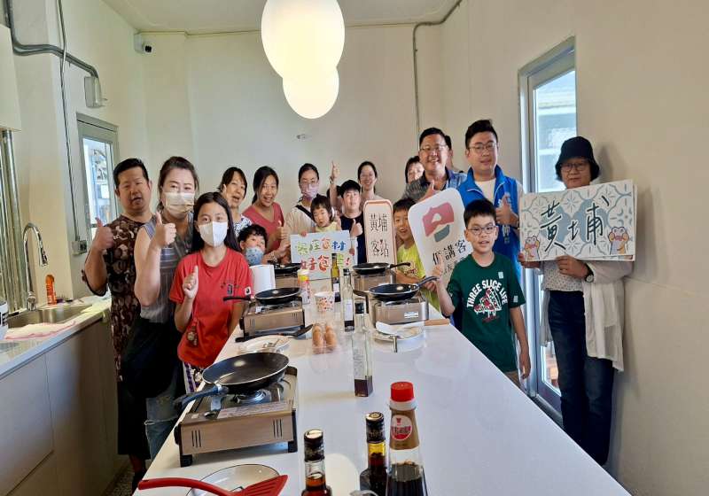 黃埔客站推食農教育　親子體驗麻油香中的客庄文化