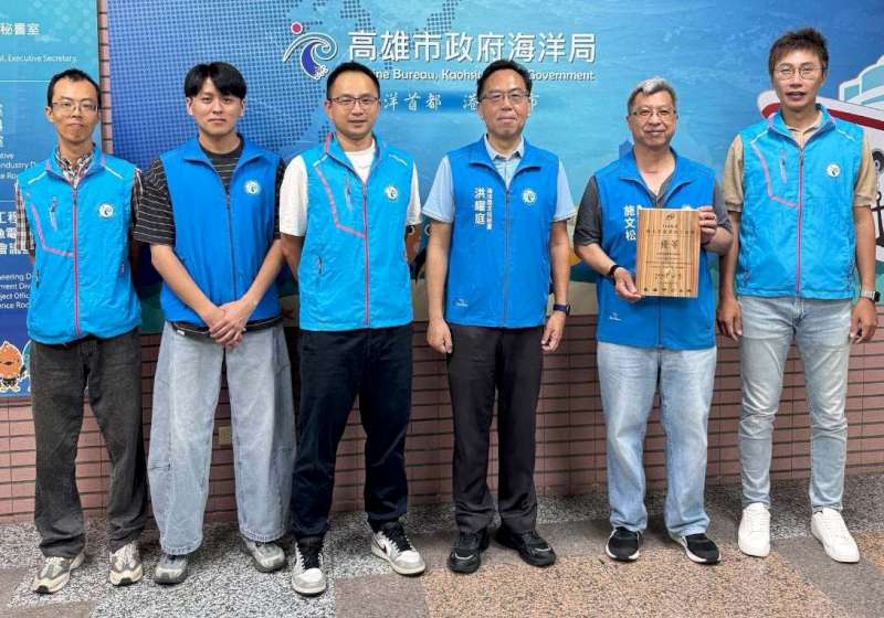 高市海洋局新建中芸漁港漁筏泊區 榮膺114年農業部優良農業建設工程獎