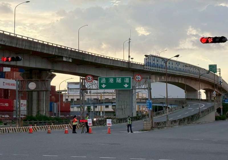 2026高雄旗津風箏節暨氣墊水樂園 高市警4階段交管鼓勵善用大眾運具