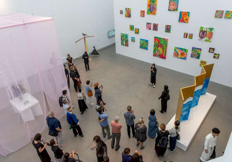 高市美術館國際交流展《漂流宴(Drifting Feast)》 26名藝術家取材台灣辦桌創作邀賞