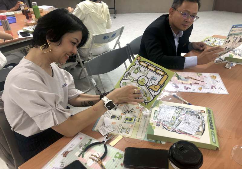 科工館攜手先進科技材料商推半導體研習計畫 逾30名國中小教師參與拆解製程原理