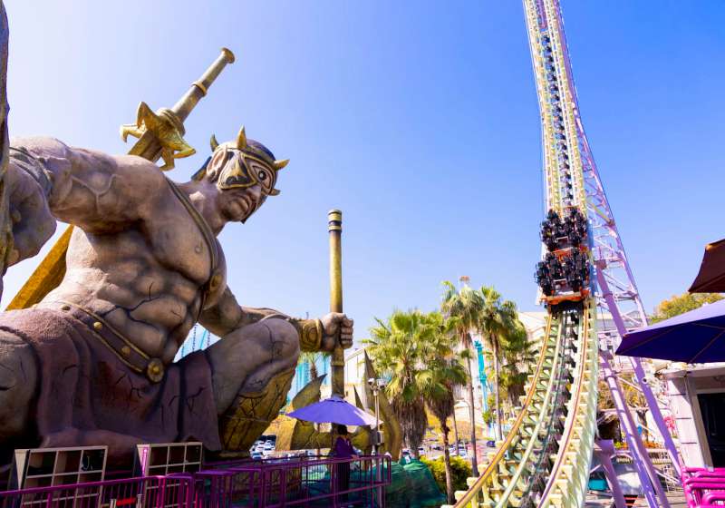 5月1日至3日百工義大遊樂世界入園價570元 情人節神秘任務抽住宿券 