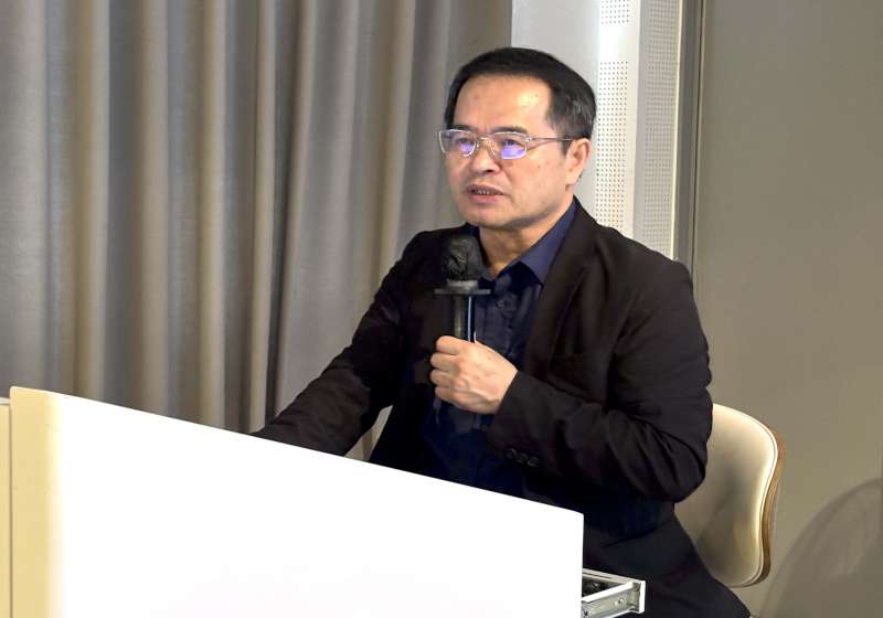 中正大學財法系特聘教授黃俊杰 受邀高市空大與市府人發中心談消除種族歧視公約